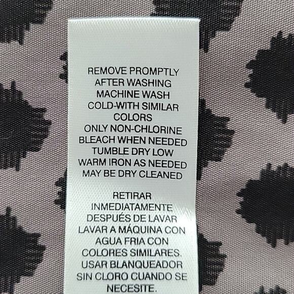 Chico's Taupe Black Dot Wrinkle Resistant Button Front Shirt Size Small S - Picture 7 of 8